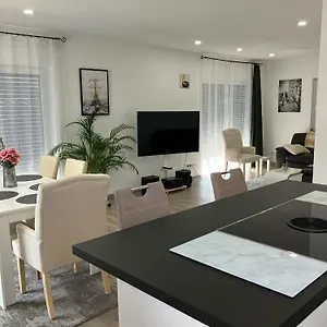 Moderne Einliegerwohnung Naehe Ingolstadt Und Bad Goegging Apartment